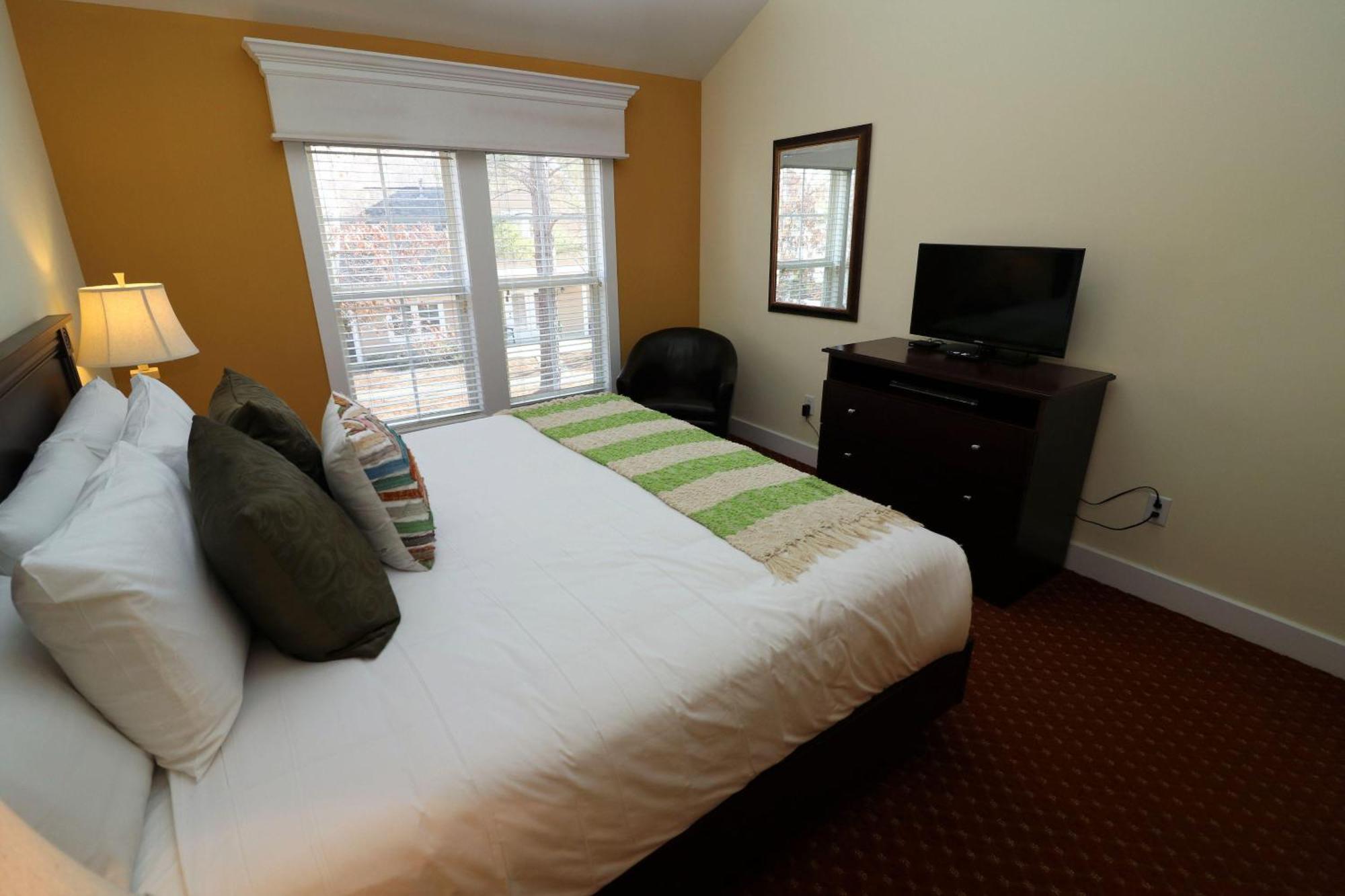Kings Creek Plantation By Tripforth Williamsburg Room photo