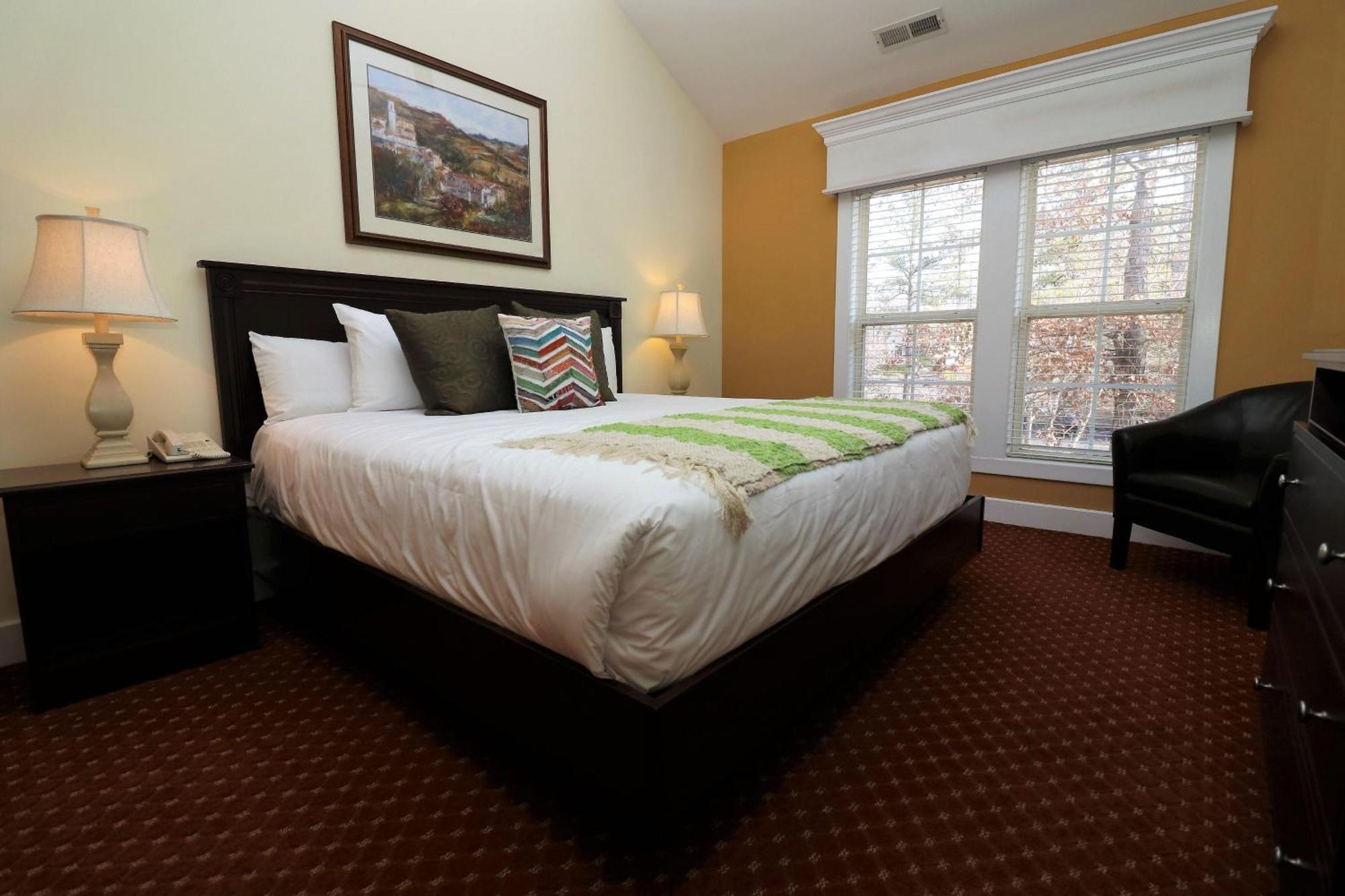 Kings Creek Plantation By Tripforth Williamsburg Room photo